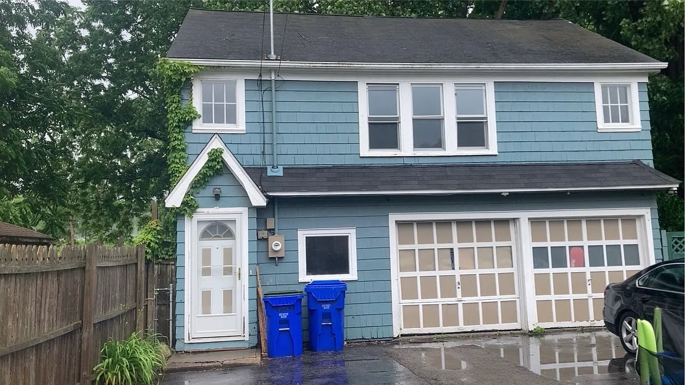 1 bed, $1,200 — Photo 1