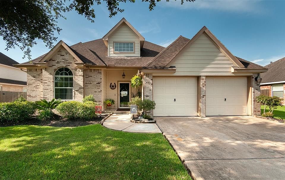 1st image of 4006 Parry Dr