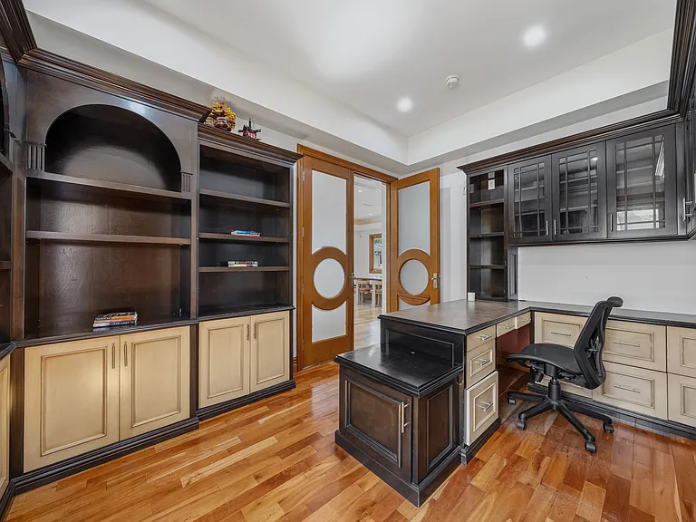 9031 Cresta Dr — Photo 37