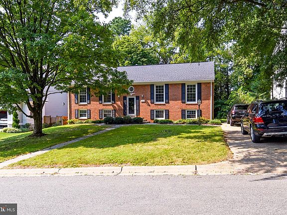 3rd image of 7513 Sebago Rd