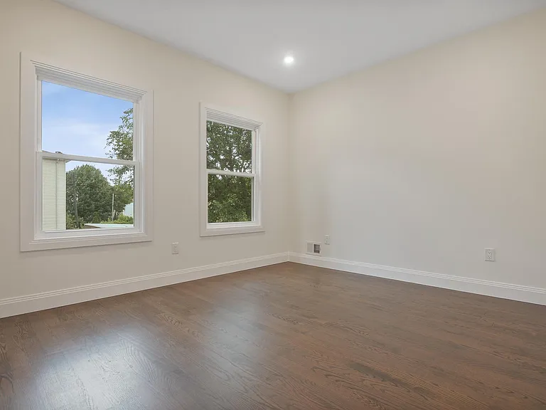 106 Patterson St — Photo 19