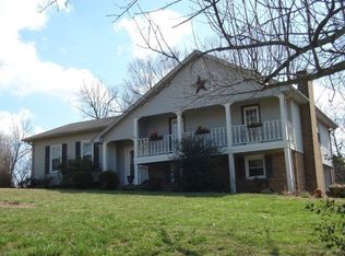241 Little Work Acres Rd, Glasgow, KY 42141