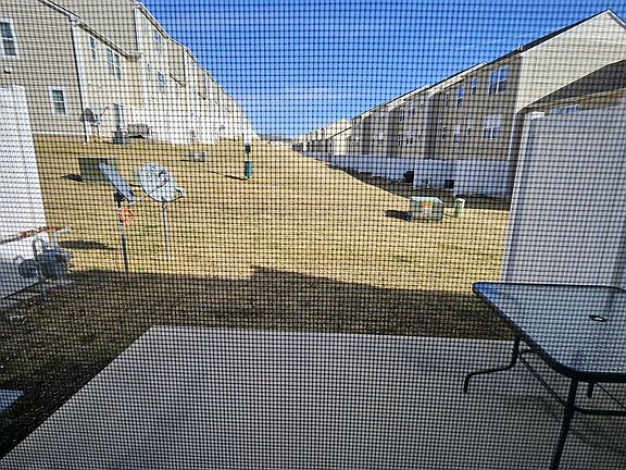 5th image of 645 Twisted Oak Dr NW