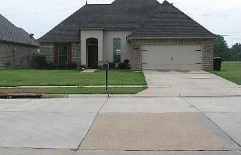 2nd image of 5008 Longstreet Pl