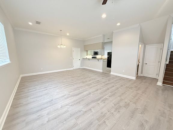 4th image of 1103 Minnesota Ave #1103
