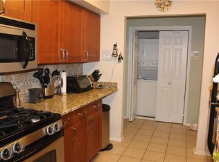 14 Malvern Way #14, Edison, NJ 08817