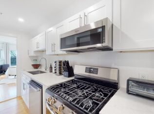 659 South St APT 3, Waltham, MA 02453