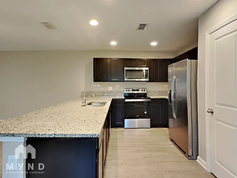 12731 Camden Crossing Dr — Photo 3