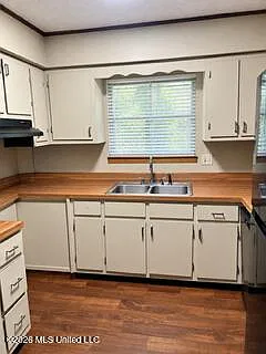 2 bed, 4.0 bath, 1847 sqft, $1,600 — Photo 2