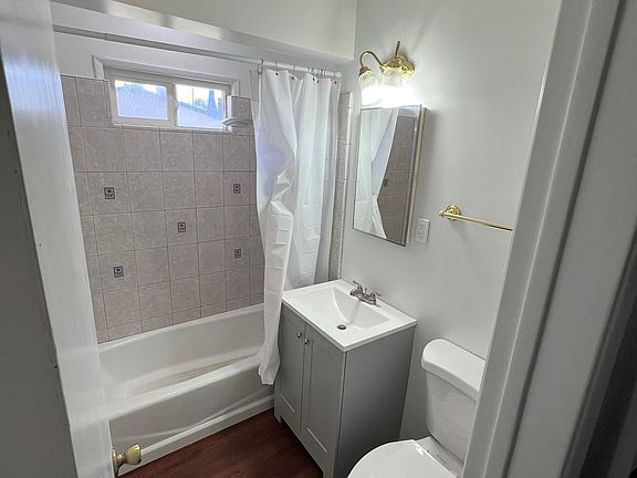 4th image of 10550 Daines Dr