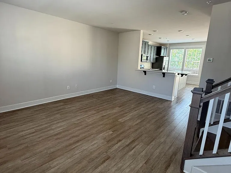 212 Pomegranate Ln — Photo 25