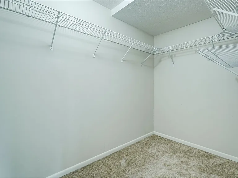 133 Penn Ln — Photo 9