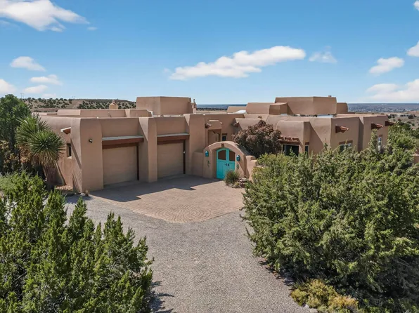 25 First Mesa Ct, Placitas, NM 87043