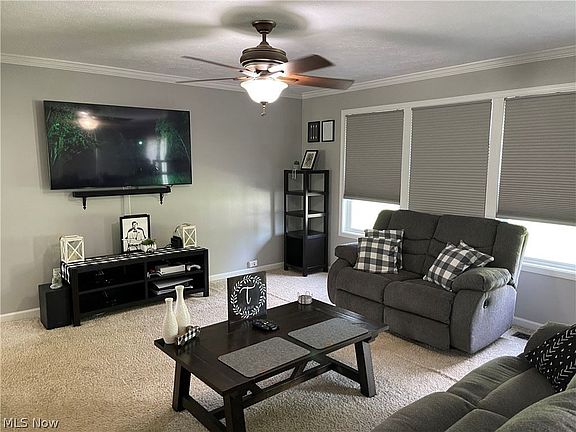 3rd image of 1143 Lighthouse Pointe Dr