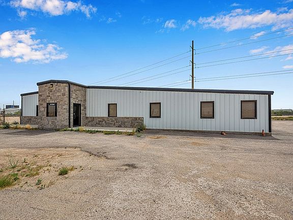 4th image of 1010 S Meadow Ave