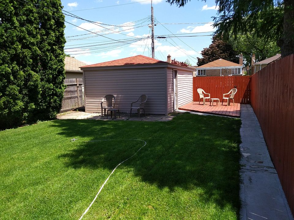 2nd image of 7751 S Spaulding Ave
