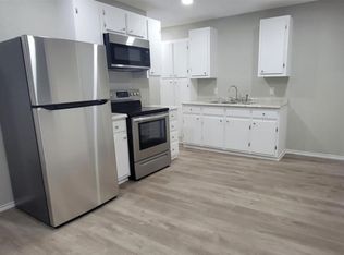 10822 Fm 1301 Rd #1, Boling, TX 77420