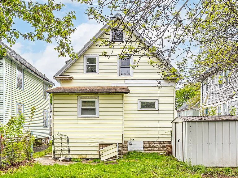 111 Bidwell Ter — Photo 38