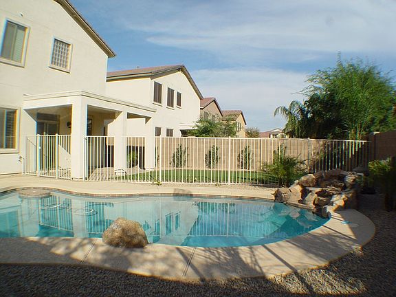 4th image of 43547 W Eddie Way