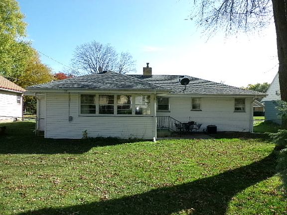 3rd image of 2728 Hooker Ave
