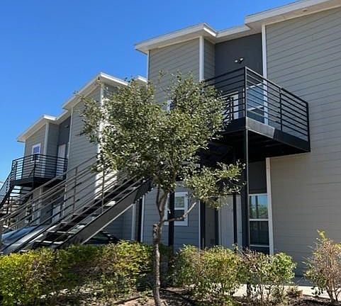 4th image of 1514 Quitaca Dr