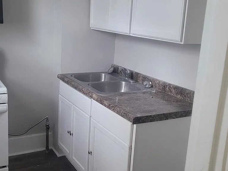 3018 W Kentucky St — Photo 3