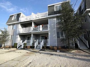 295 78th St APT 4, Avalon, NJ 08202