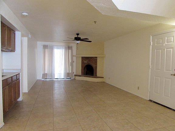 3rd image of 3031 N Civic Center Plz Unit 127