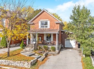 10 English St, Brampton, ON L6X1L4