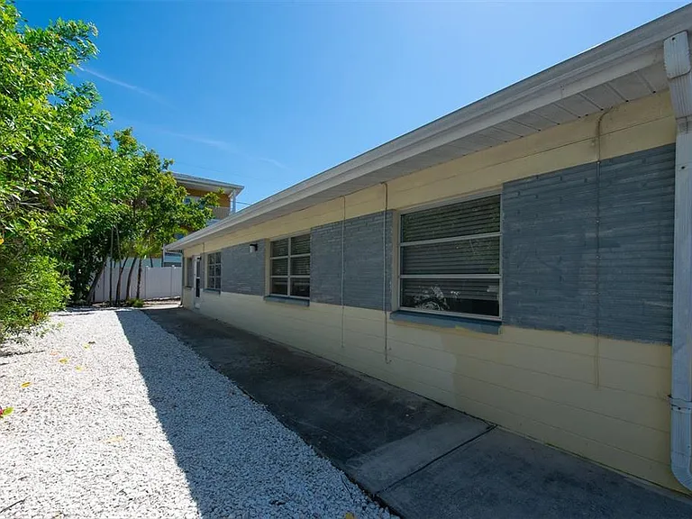 11095 2nd St E #A — Photo 21