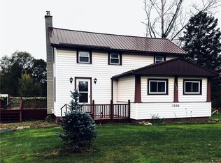 7536 Ridge Rd, Lockport, NY 14094