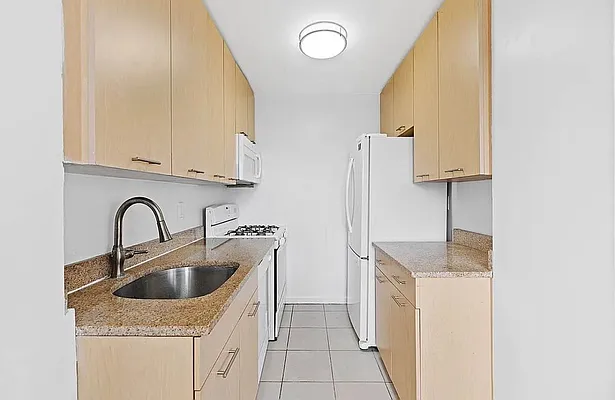 Rented by REAL New York | media 10