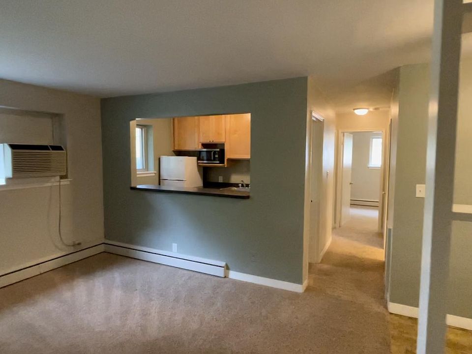 1st image of 2333 Priscilla St #9