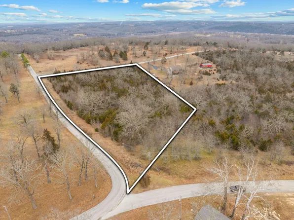 000 Maple Ridge Branch, Forsyth, MO 65653