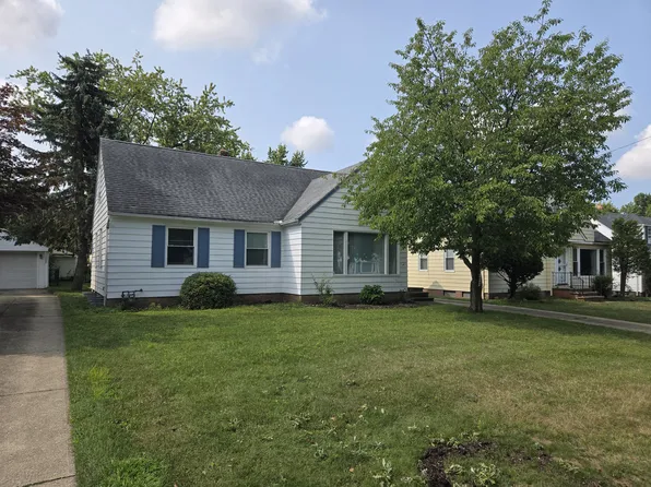 5006 N Barton Rd, Lyndhurst, OH 44124