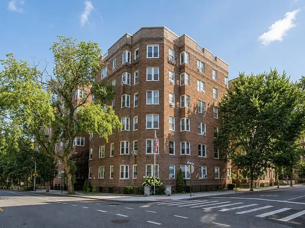 9281 Shore Rd APT 504, Brooklyn, NY 11209