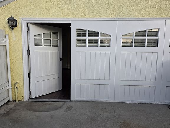 2nd image of 15262 Roselle Ave #15264