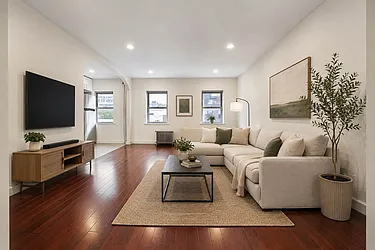 86 South Fourth Street, #3