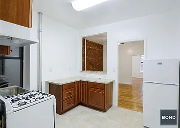 Rented by Bond New York