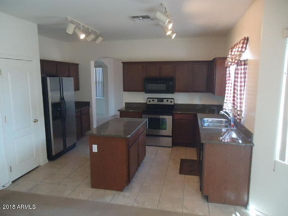 3rd image of 18045 W Acapulco Ln