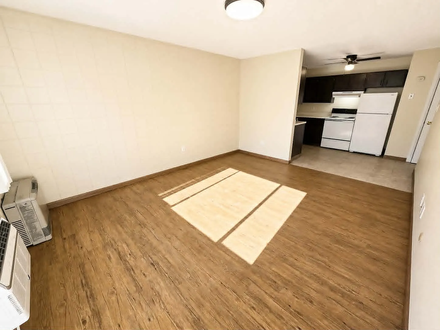 1 bed, $1,095 — Photo 3