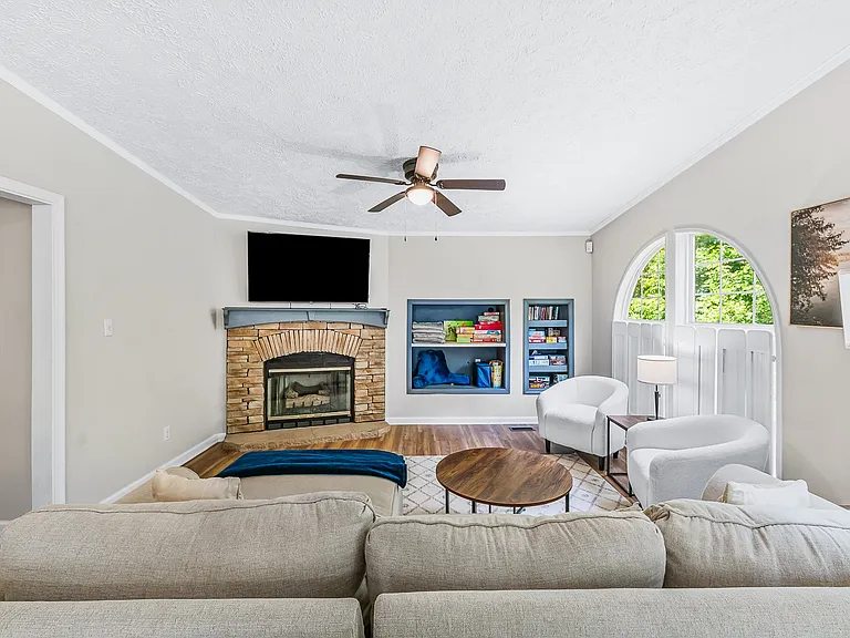 23 Anna Highview Dr — Photo 6