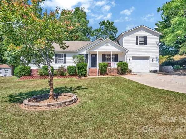 458 Stonehenge Dr, Rock Hill, SC 29730