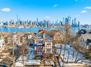 12-14 King Ave, Weehawken, NJ 07086