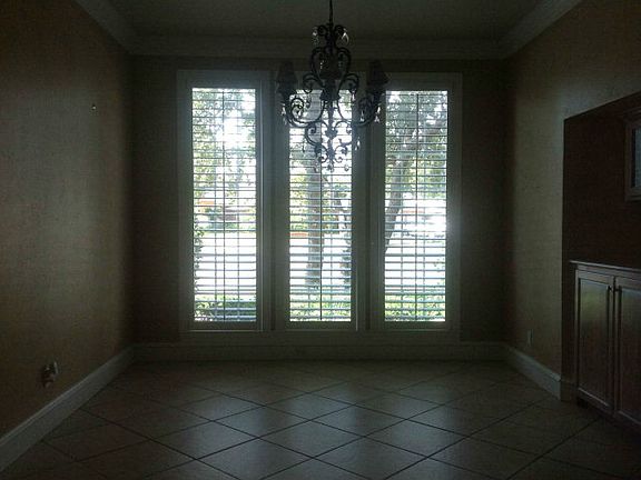 5th image of 3929 Fairwood Ct
