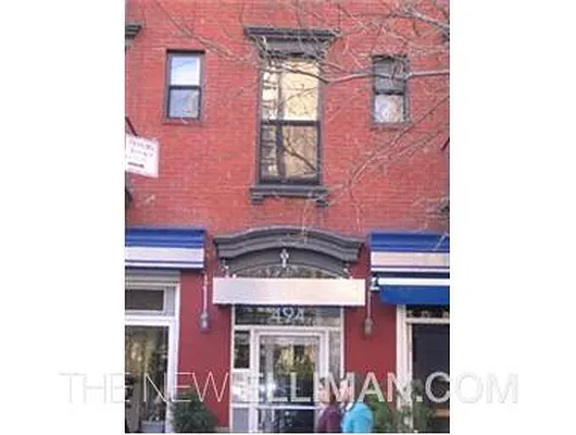 Rented by Douglas Elliman | media 14
