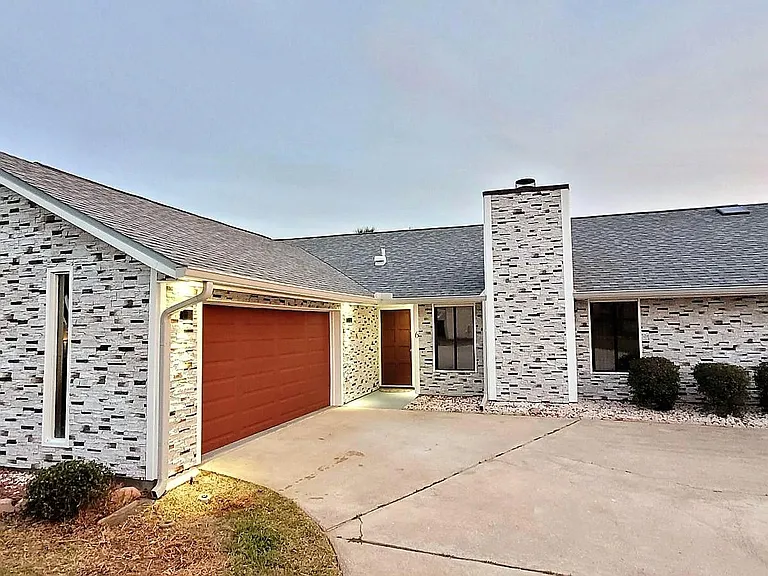 6 Sea Dunes Ter — Photo 2