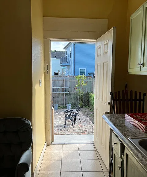 Tulane Ave — Photo 3