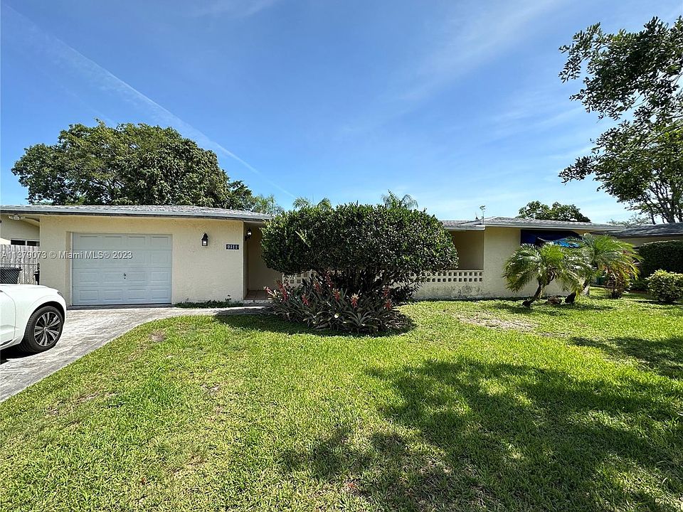 1st image of 9311 SW 166th St