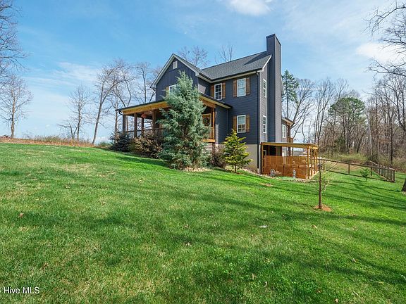 3rd image of 160 Mullis Road